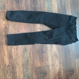 Black skinny jeans. Forever 21
